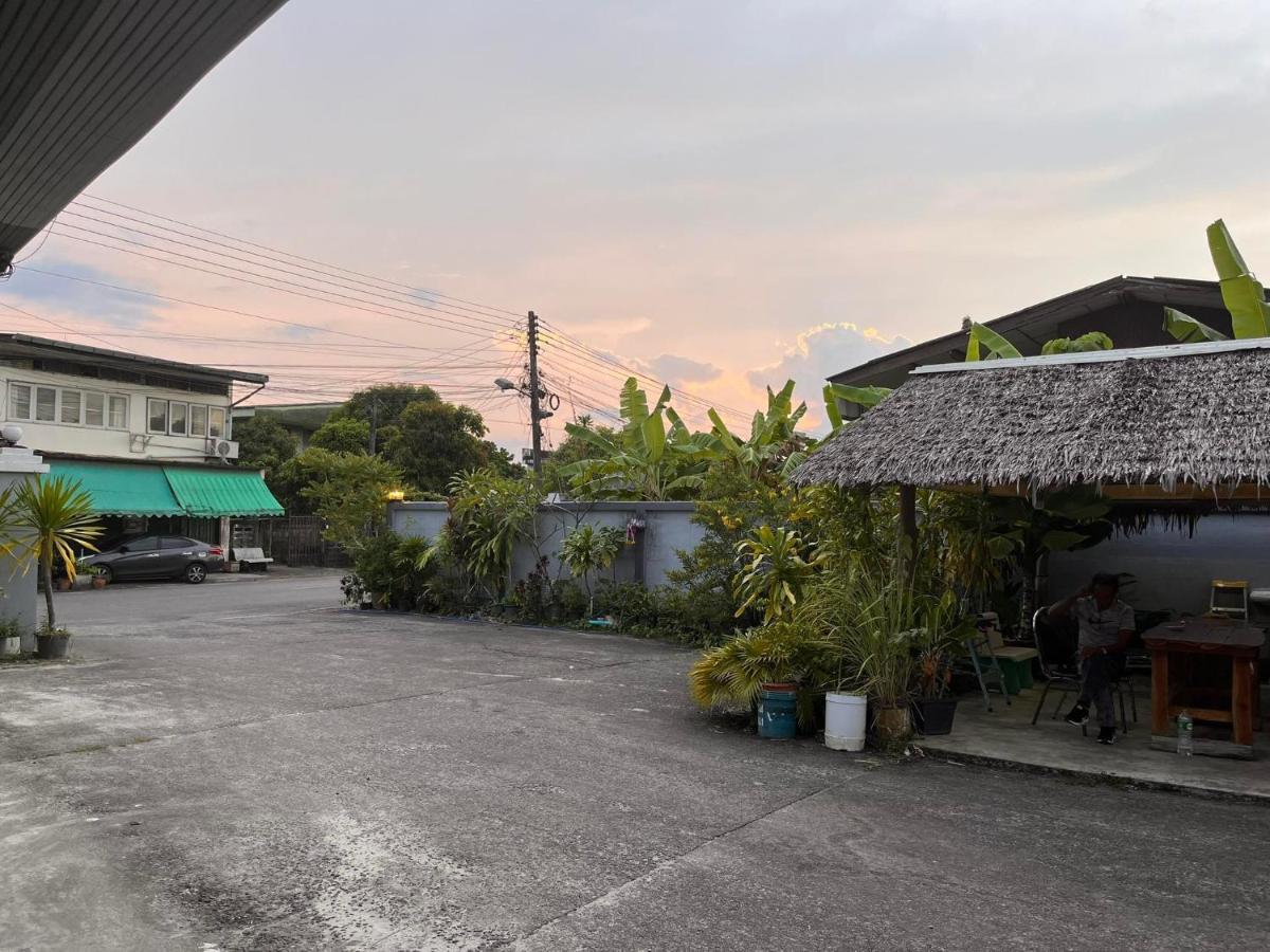 Metro Palace Satun Exterior photo